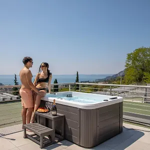 https://sunset-garda-verona.hotelinveneto.com